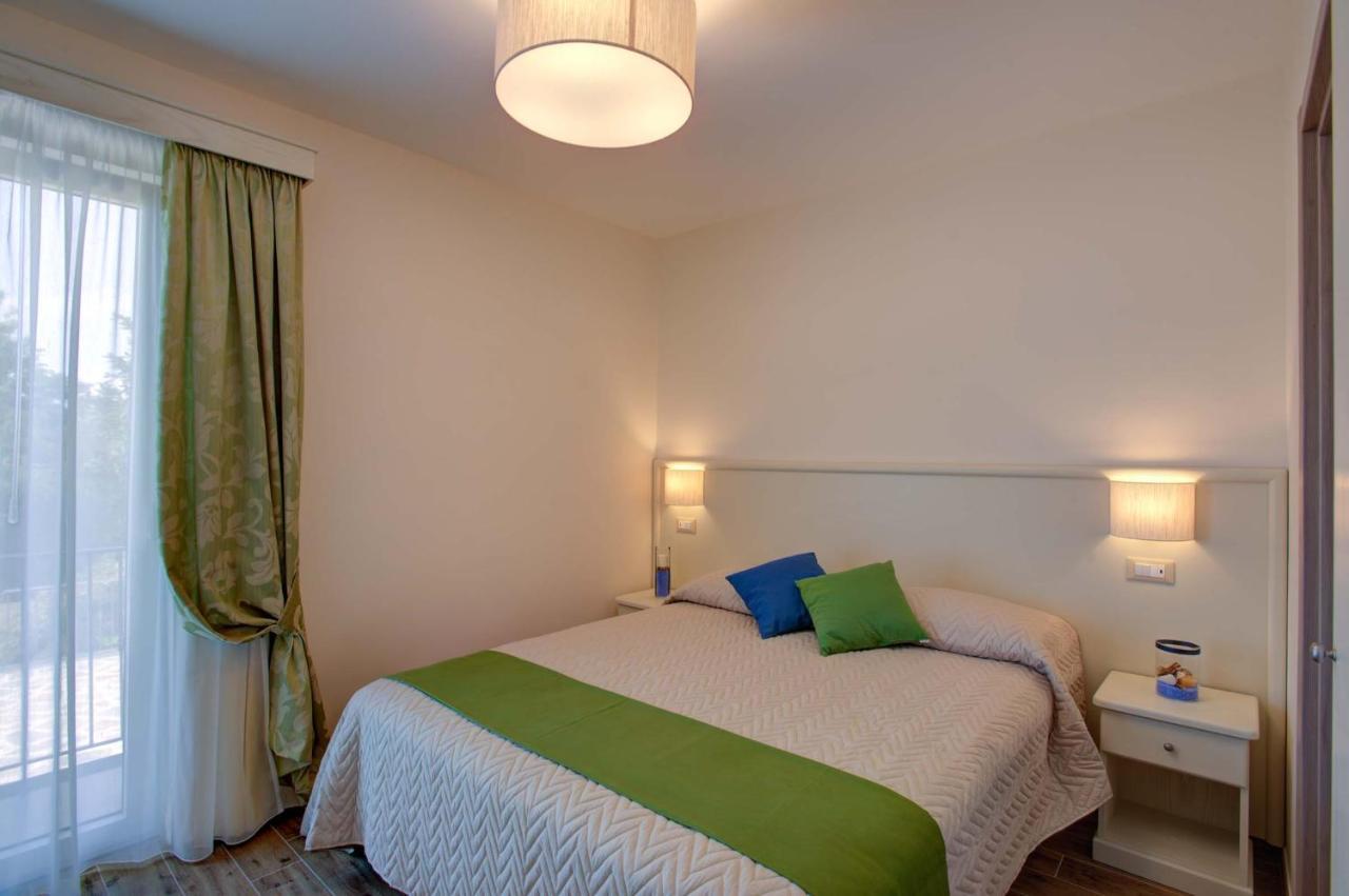 Agriturismo La Peppina มัสซาลูเบรนเซ ภายนอก รูปภาพ