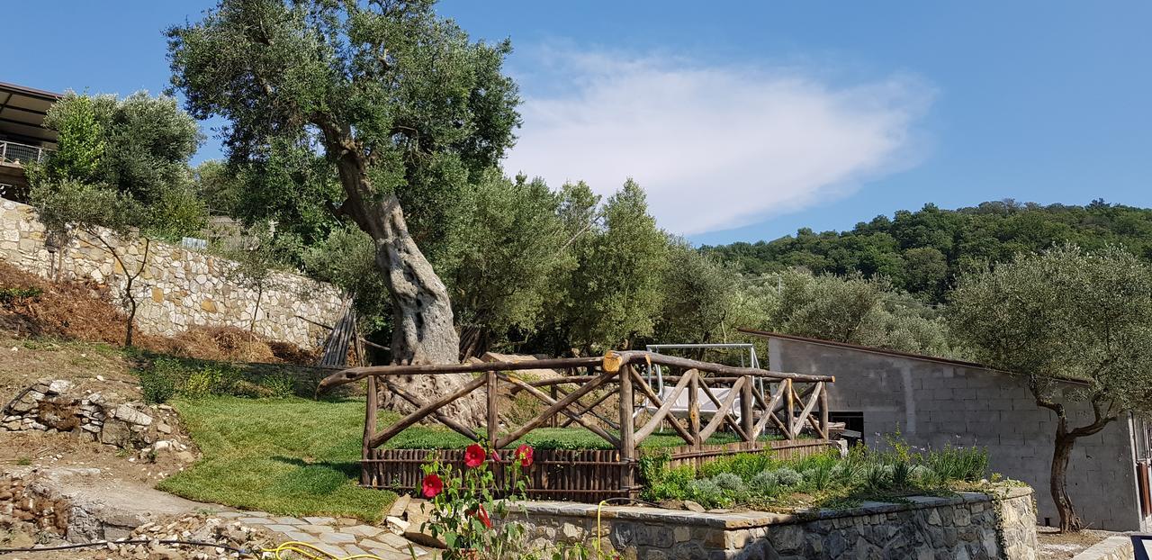 Agriturismo La Peppina มัสซาลูเบรนเซ ภายนอก รูปภาพ