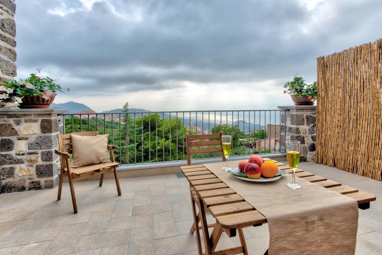 Agriturismo La Peppina มัสซาลูเบรนเซ ภายนอก รูปภาพ